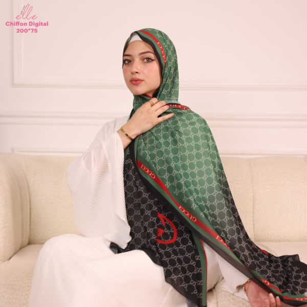 067A7323 Celine