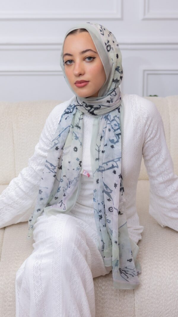 Aira scarf