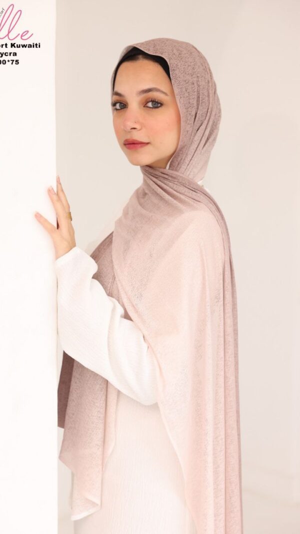 Nora Scarf